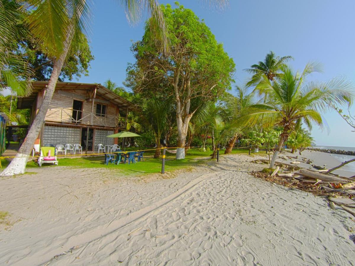 Las Cabanas De Mario Necoclí Exterior photo